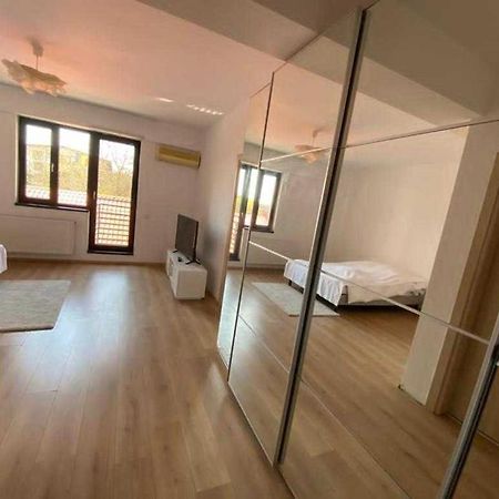 Natatiei Apartment Bukares Bagian luar foto